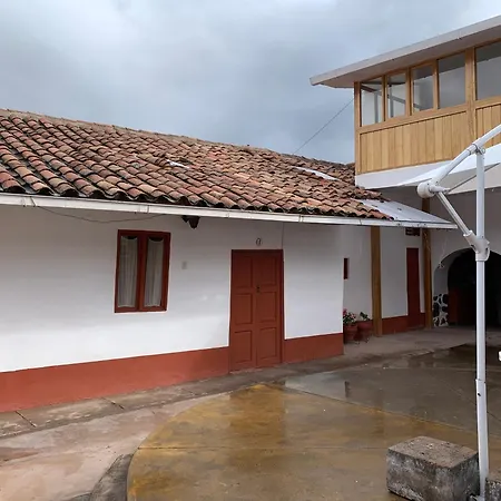 Hospedaje Killipata